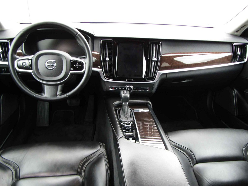 Volvo S90 2.0 T5 