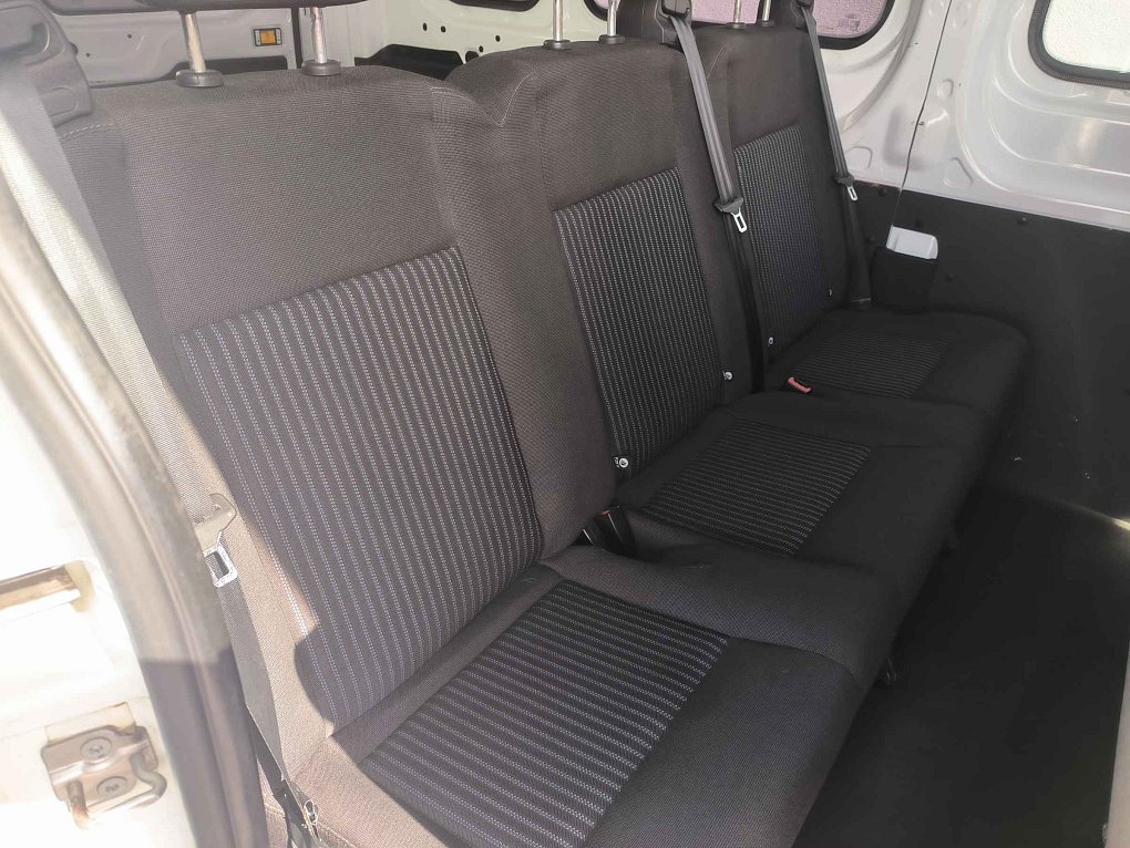 Ford Transit 2.2TDCi Trend L3 9míst