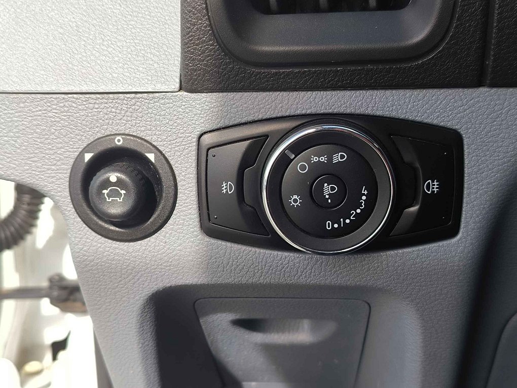 Ford Transit 2.2TDCi Trend L3 9míst
