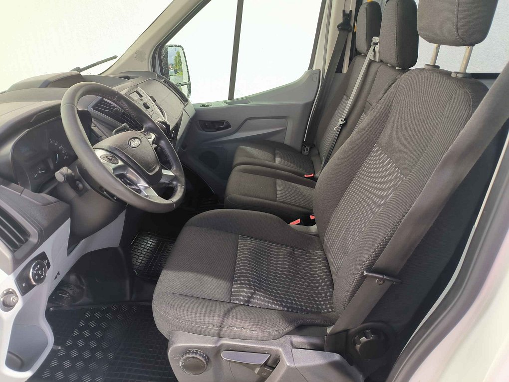 Ford Transit 2.2TDCi Trend L3 9míst