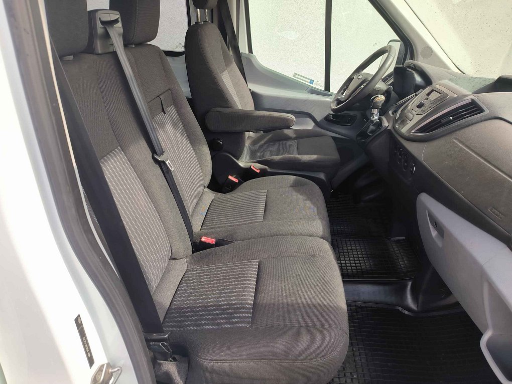 Ford Transit 2.2TDCi Trend L3 9míst