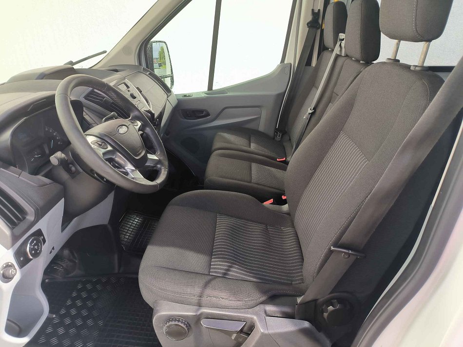 Ford Transit 2.2TDCi Trend L3 9míst