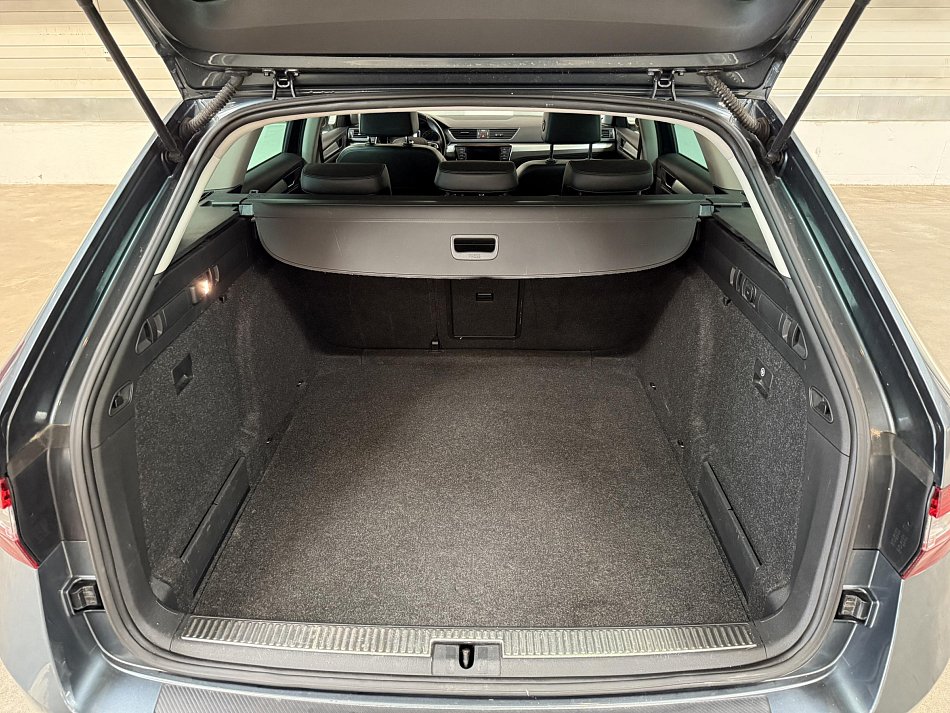 Škoda Superb III 1.6.TDi Elegance