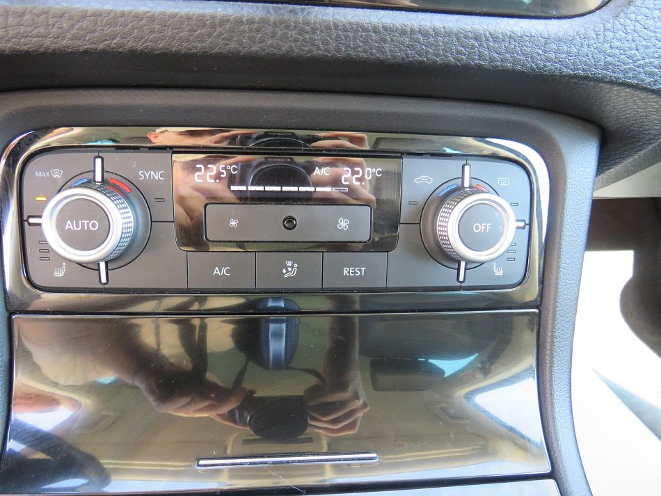 Volkswagen Touareg 3.0TDi  4x4
