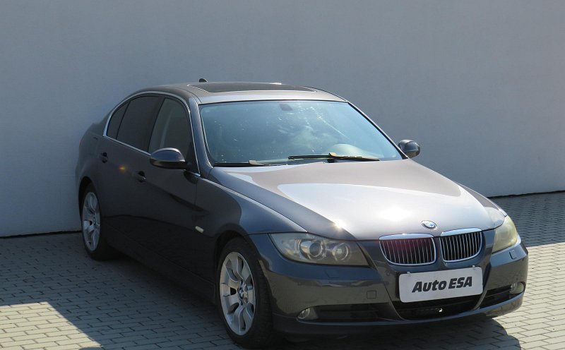 BMW Řada 3 2.5i  325i