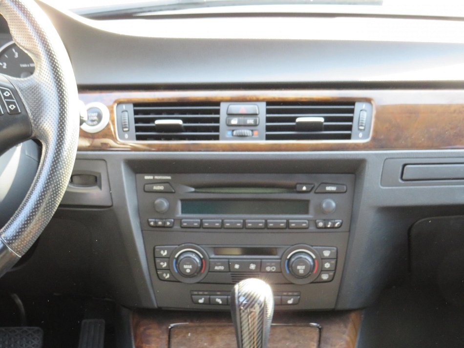 BMW Řada 3 2.5i  325i