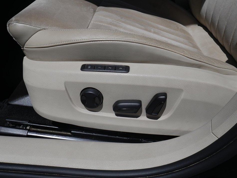 Škoda Superb III 2.0 TDi Style