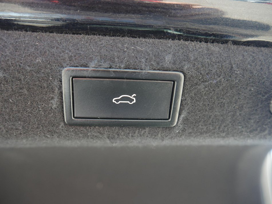 Škoda Superb III 2.0 TDi Style