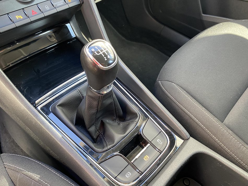 Škoda Karoq 1.0 TSi Ambition