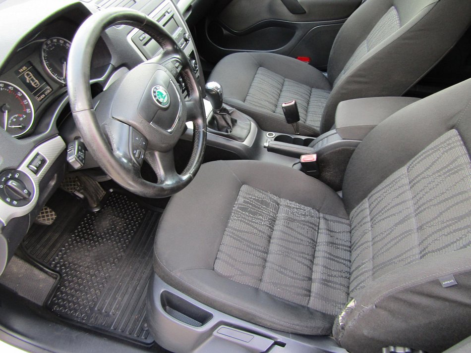 Škoda Octavia II 1.6 TDi 