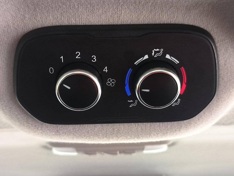 Ford Transit Custom 2.0TDCi  L2H1 8míst