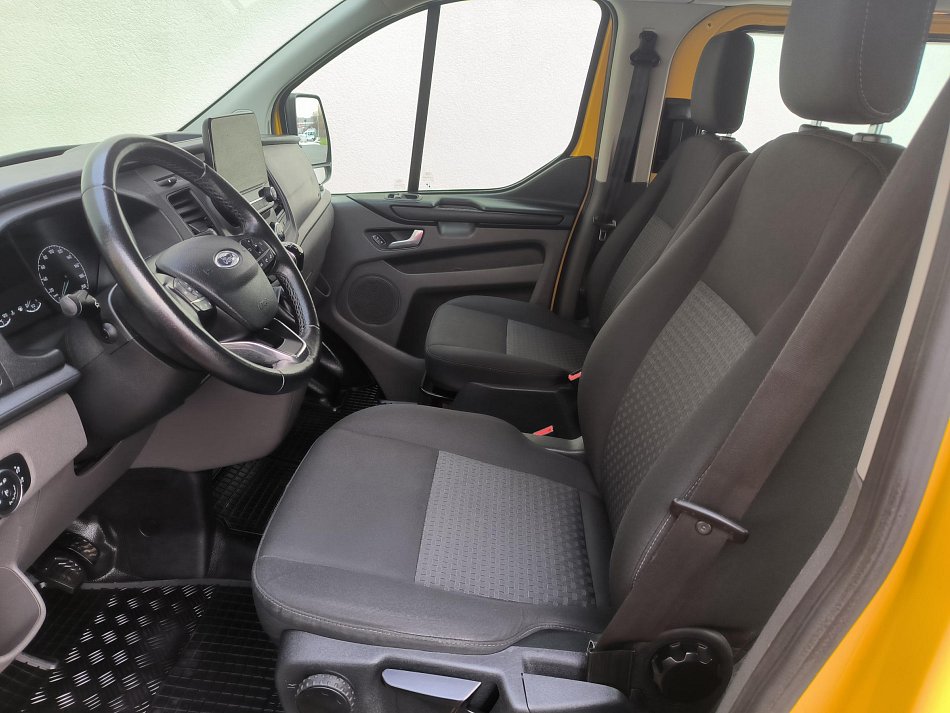 Ford Transit Custom 2.0TDCi  L2H1 8míst