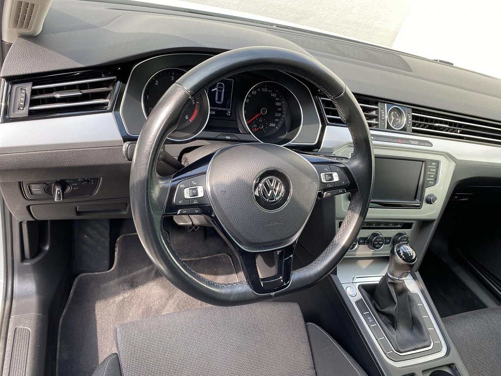Volkswagen Passat 2.0 TDi Comfortline