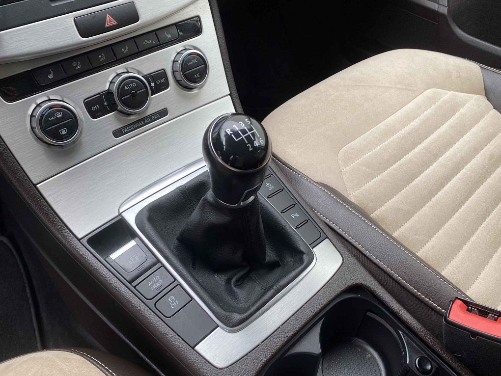 Volkswagen Passat 2.0 TDi Highline