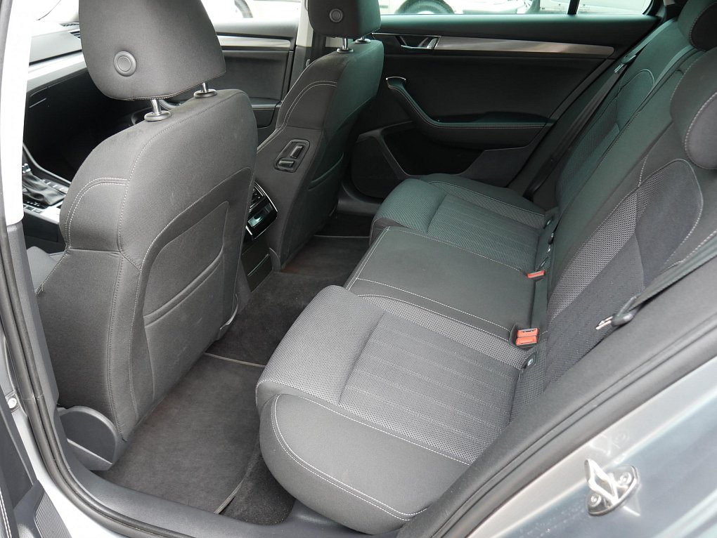 Škoda Superb III 2.0 TDi 