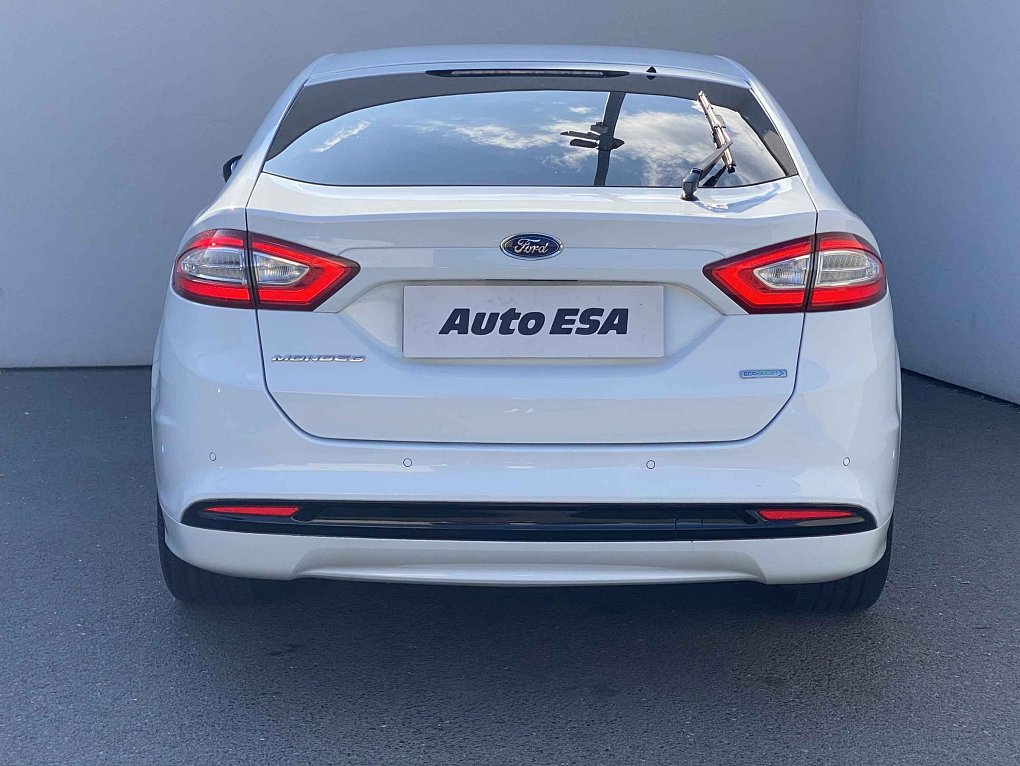 Ford Mondeo 1.5EB Titanium