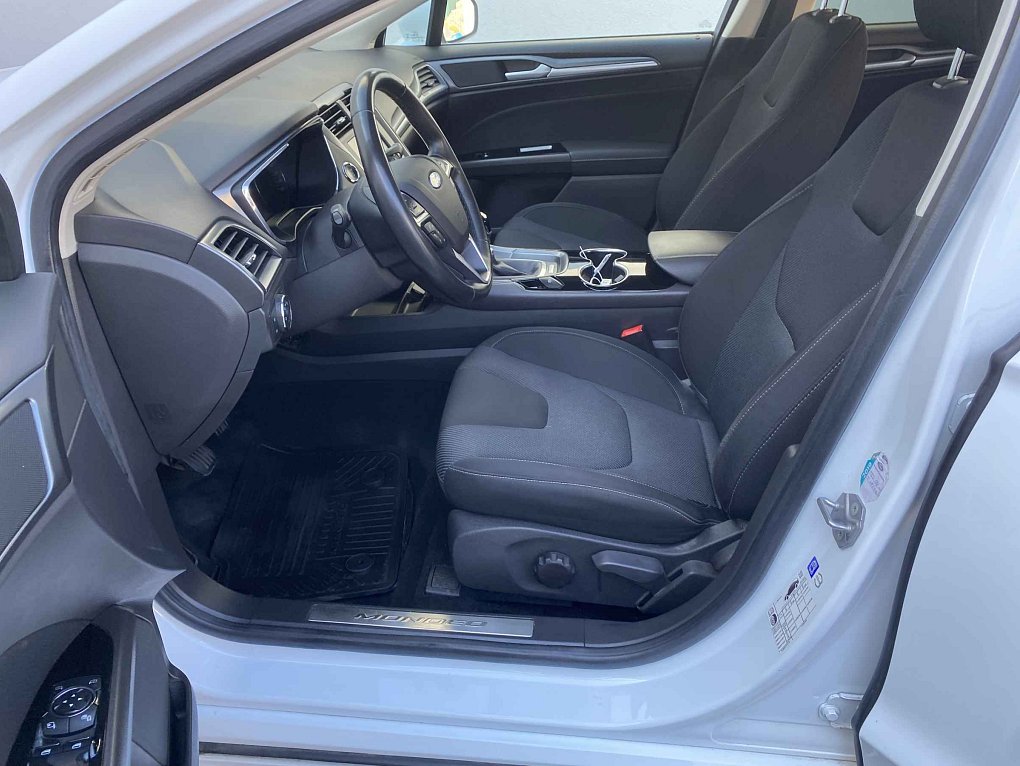 Ford Mondeo 1.5EB Titanium