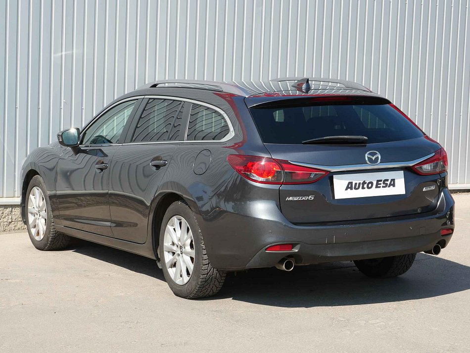 Mazda 6 2.0 i 