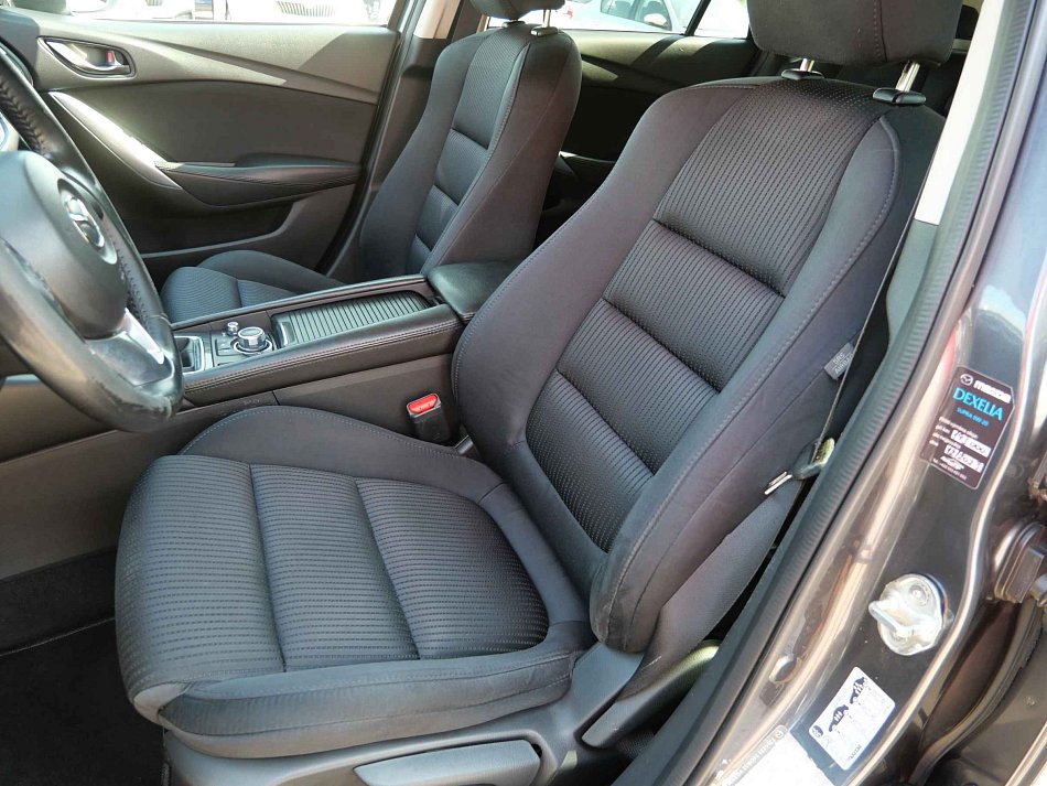 Mazda 6 2.0 i 