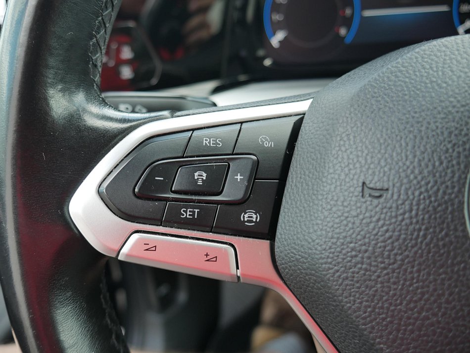Volkswagen Golf 1.5 TSi Life