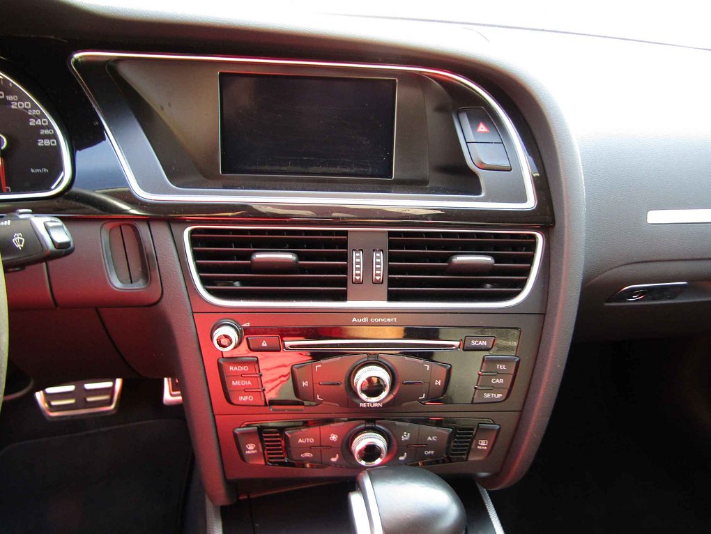 Audi A5 2.0 TDi  Quattro