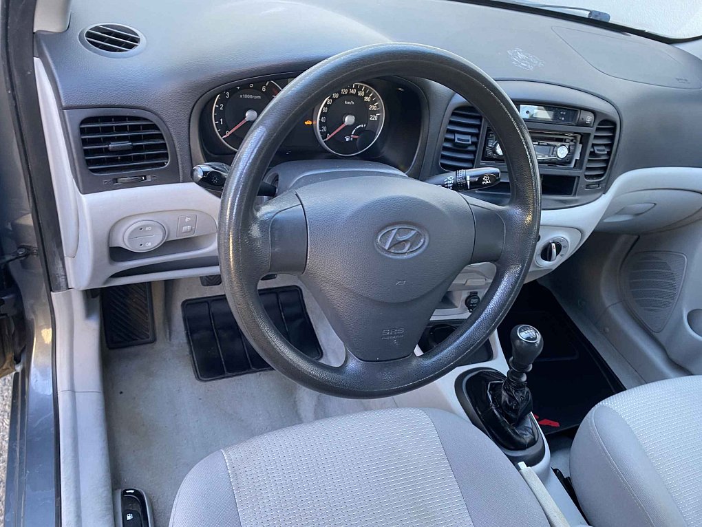 Hyundai Accent 1.4i 