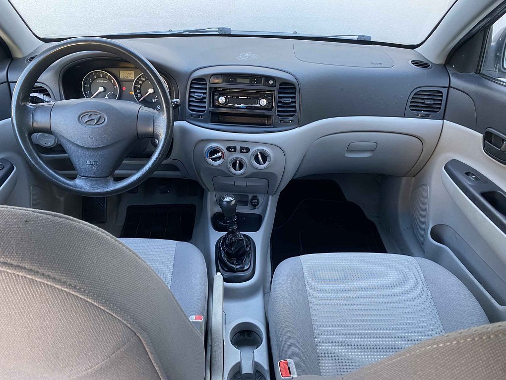 Hyundai Accent 1.4i 