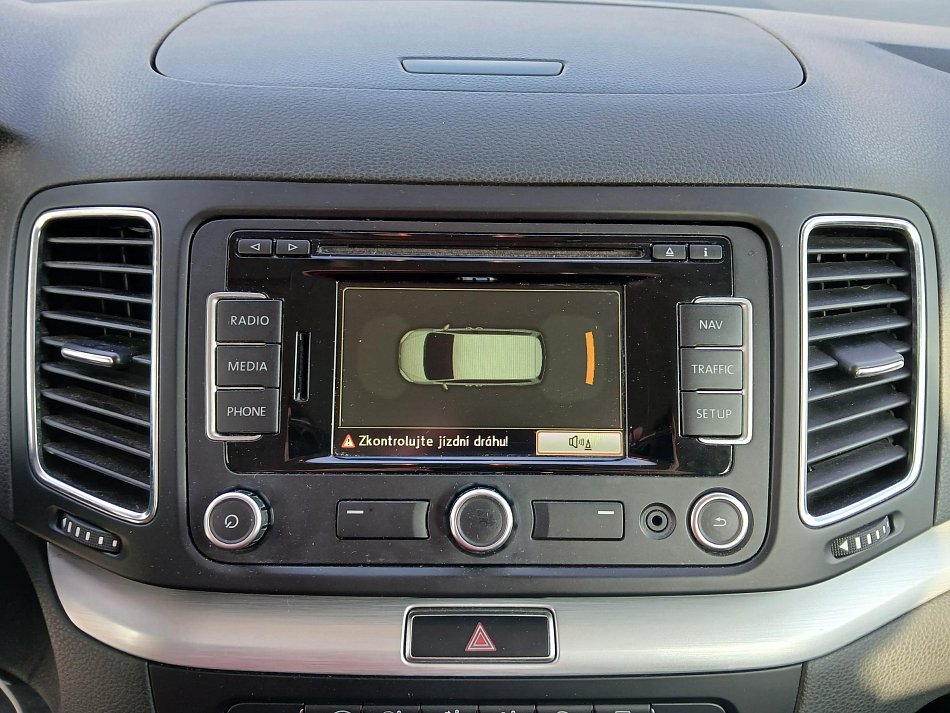 Volkswagen Sharan 2.0 TDi 