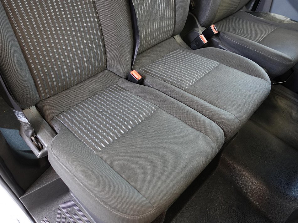 Ford Transit Custom 2.2TDCi Trend 6míst