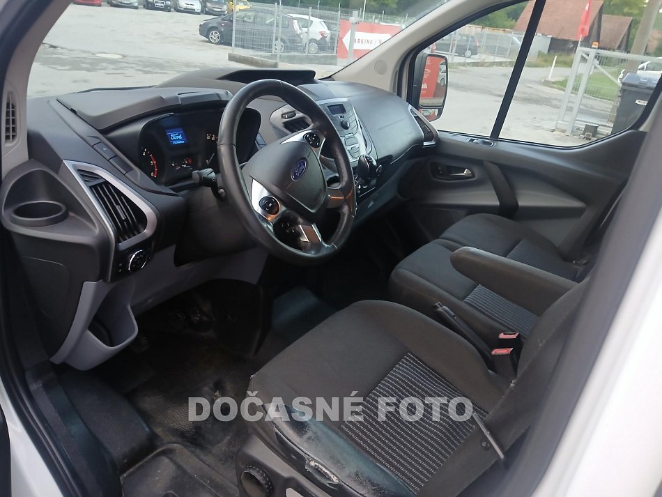 Ford Transit Custom 2.2TDCi Trend 6míst
