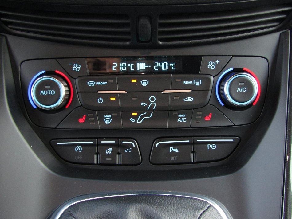 Ford Kuga 1.5EB Titanium