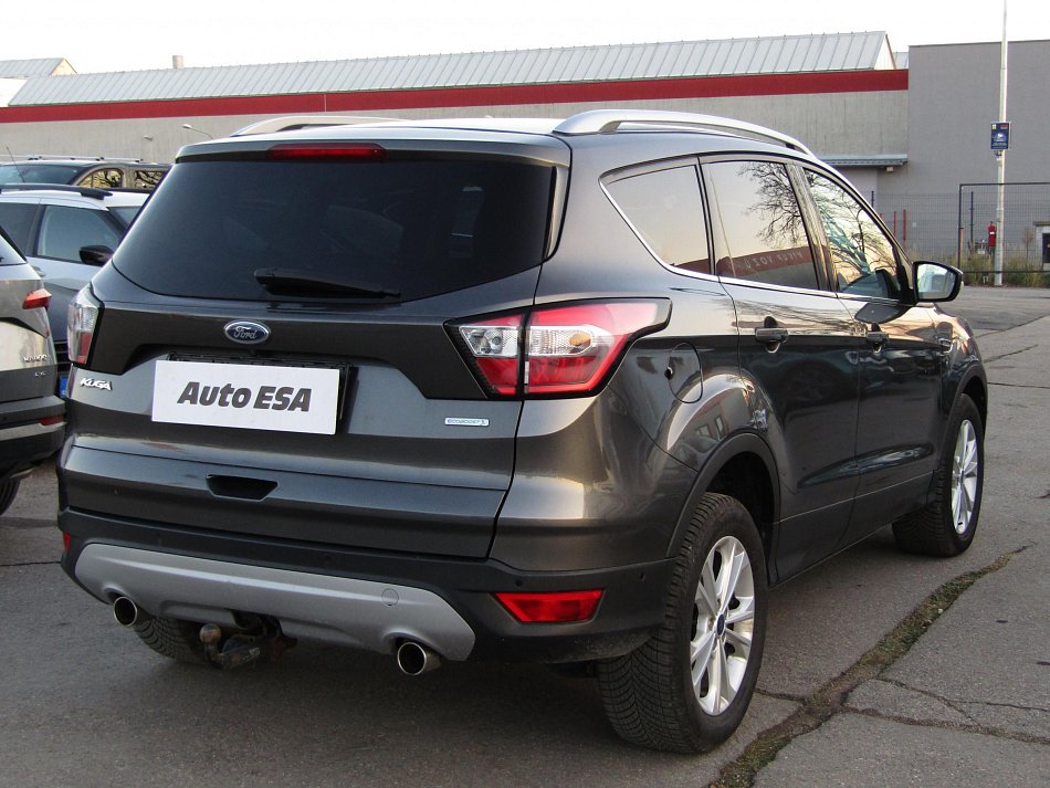 Ford Kuga 1.5EB Titanium