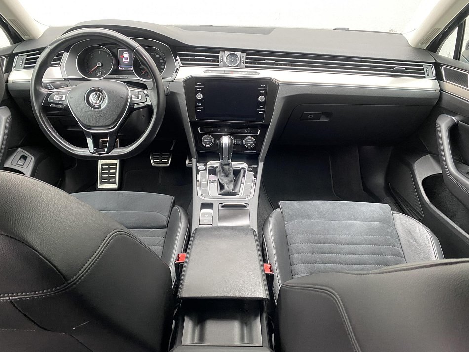 Volkswagen Passat 2.0 TDi R-Line