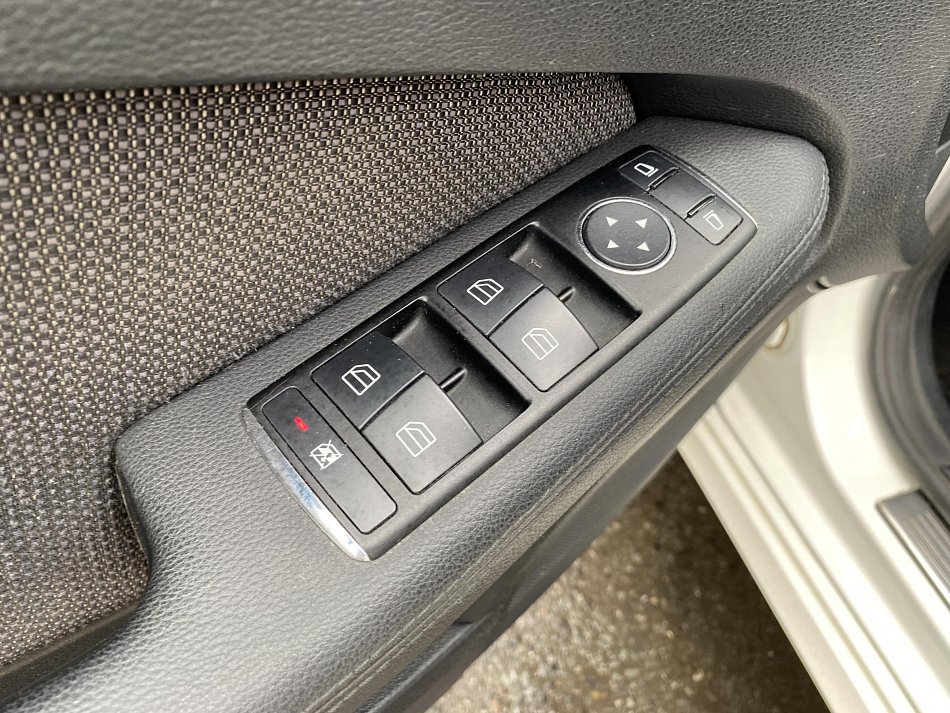 Mercedes-Benz Třída E 2.2CDI  220 CDI