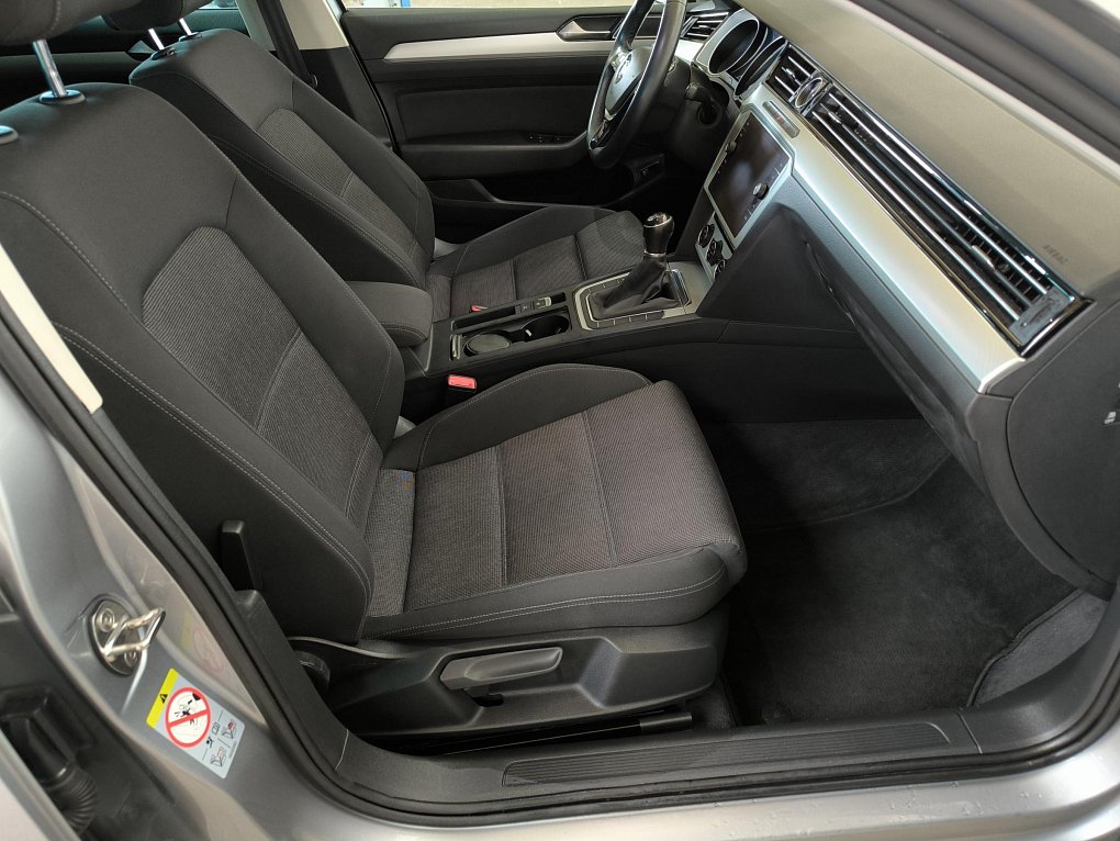 Volkswagen Passat 1.5 TSi Comfortline