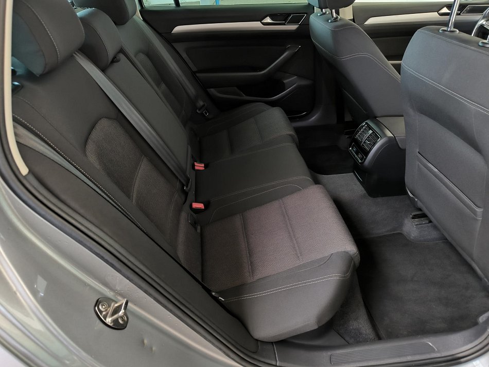 Volkswagen Passat 1.5 TSi Comfortline