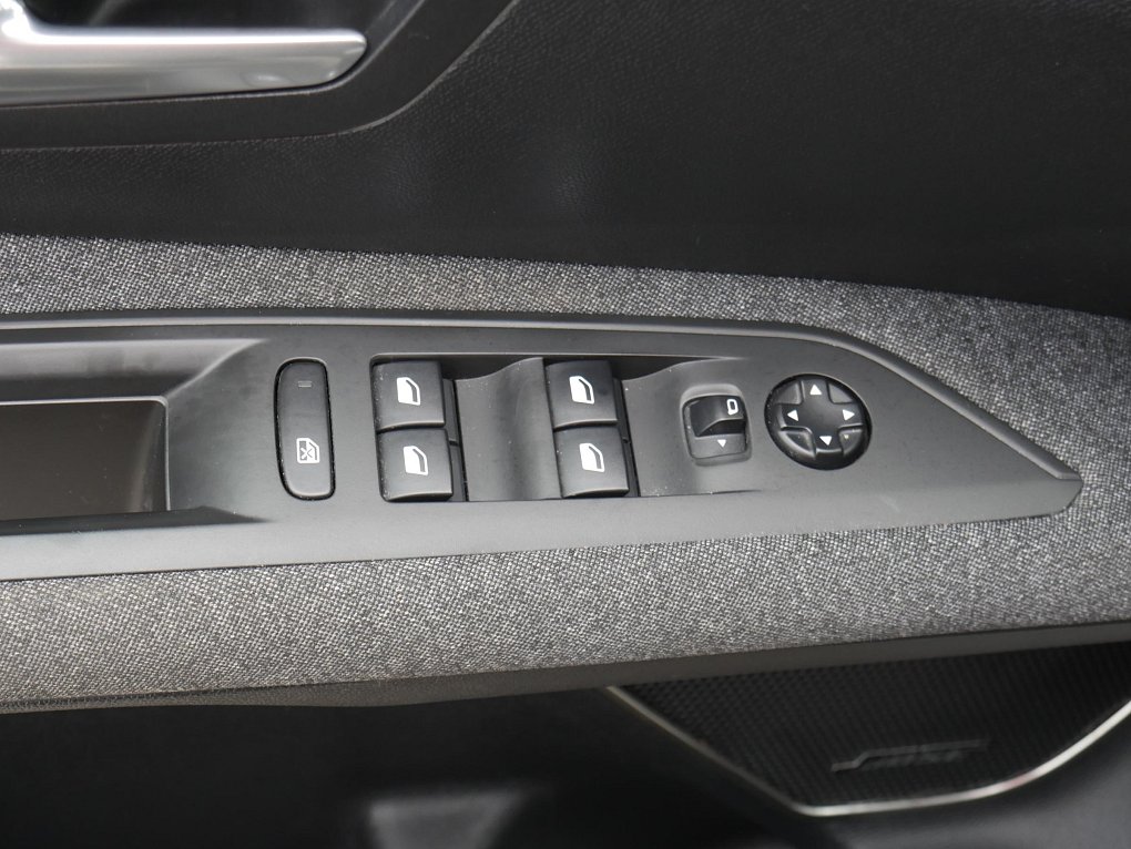 Peugeot 3008 1.6HDi Active