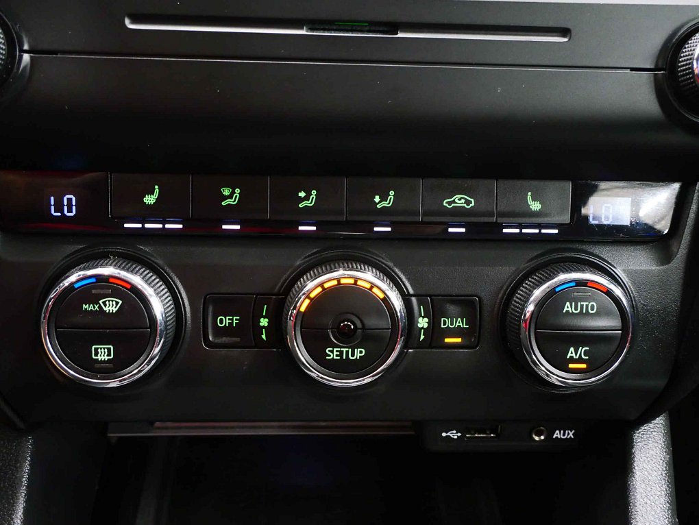 Škoda Octavia III 2.0TDI Elegance