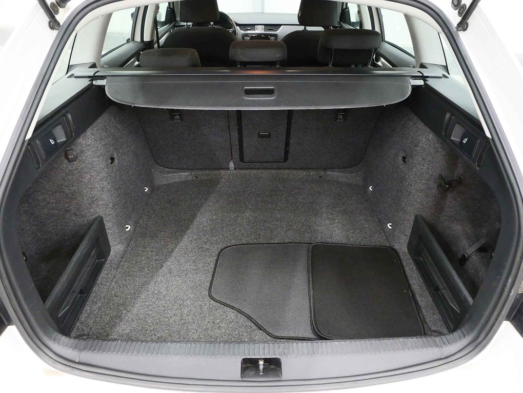 Škoda Octavia III 2.0TDI Elegance
