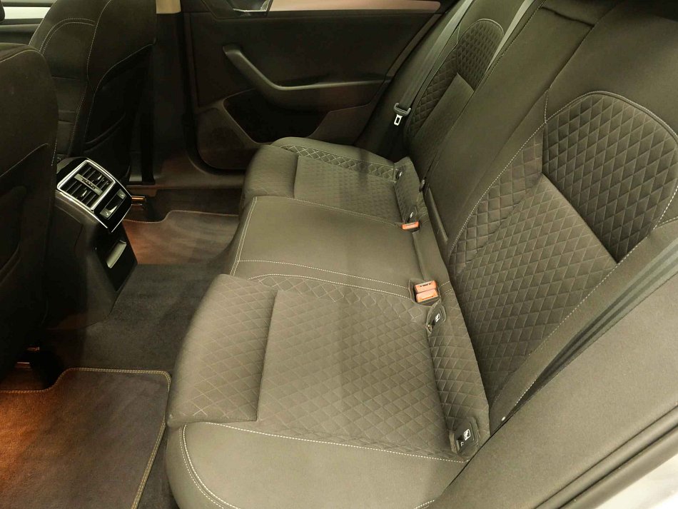 Škoda Octavia III 2.0TDI Elegance