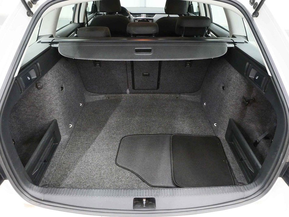 Škoda Octavia III 2.0TDI Elegance