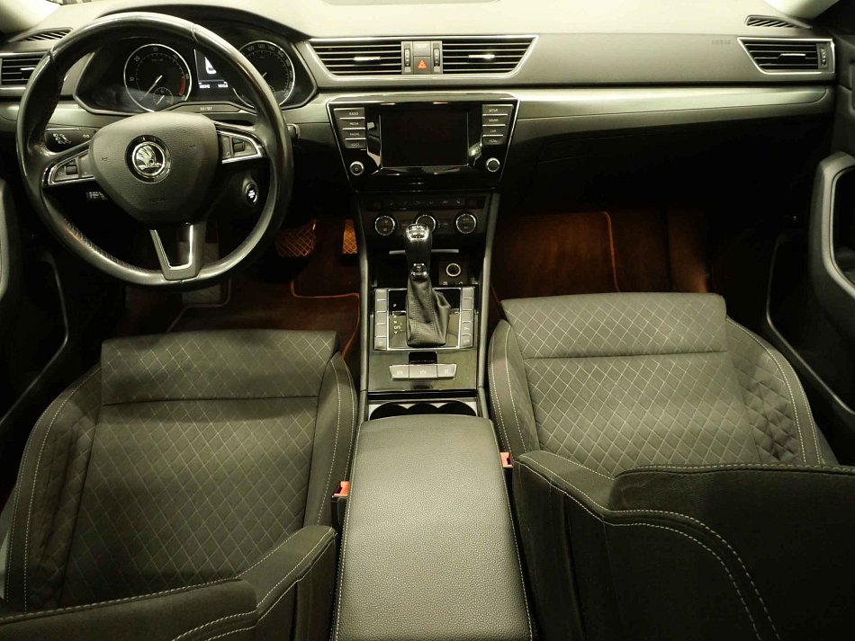 Škoda Octavia III 2.0TDI Elegance