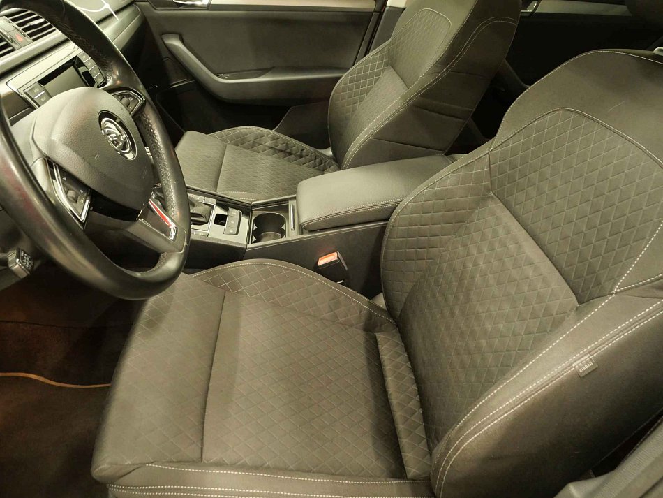 Škoda Octavia III 2.0TDI Elegance