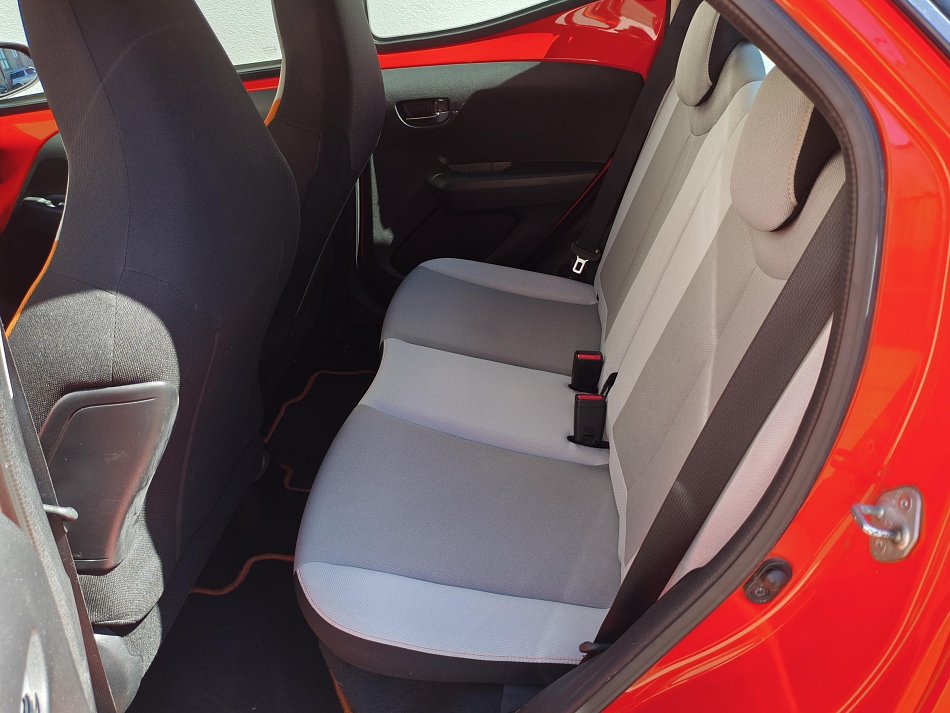 Toyota Aygo 1.0i X-play