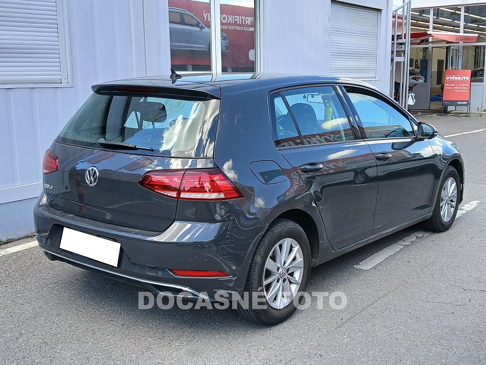 Volkswagen Golf 1.4 TSi 