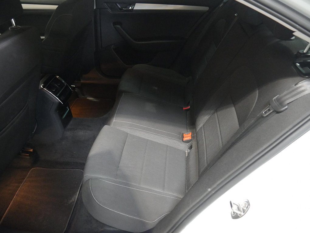 Škoda Superb III 1.4 TSI Ambition