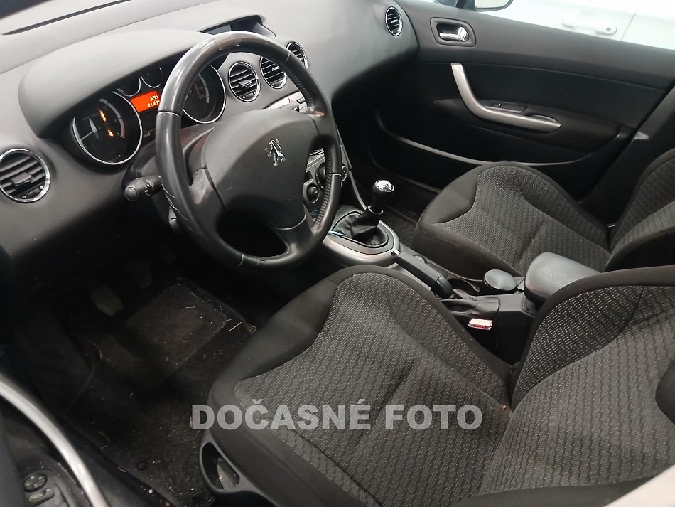Peugeot 308 1.6i 