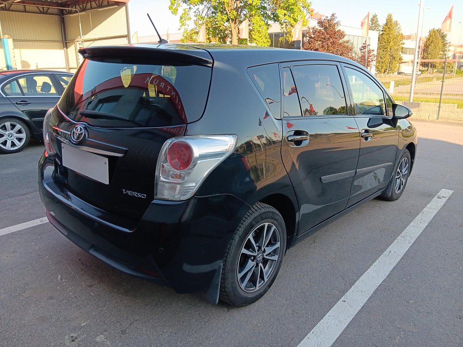 Toyota Verso 1.8 Valvematic 