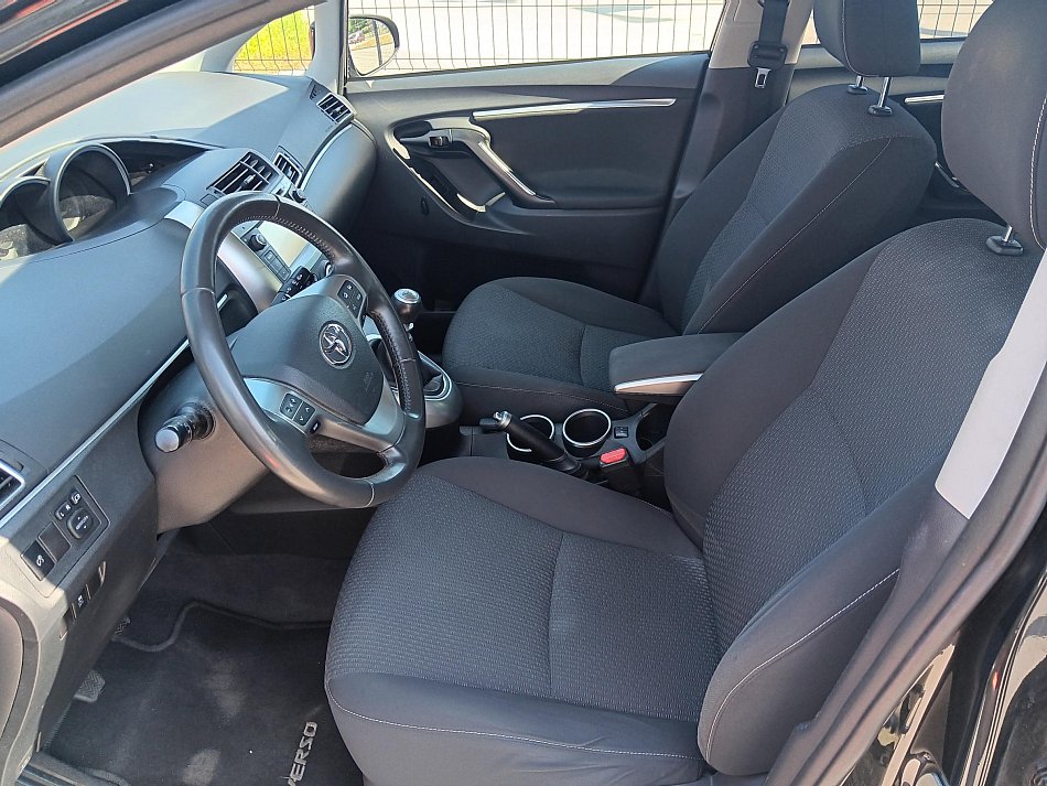 Toyota Verso 1.8 Valvematic 