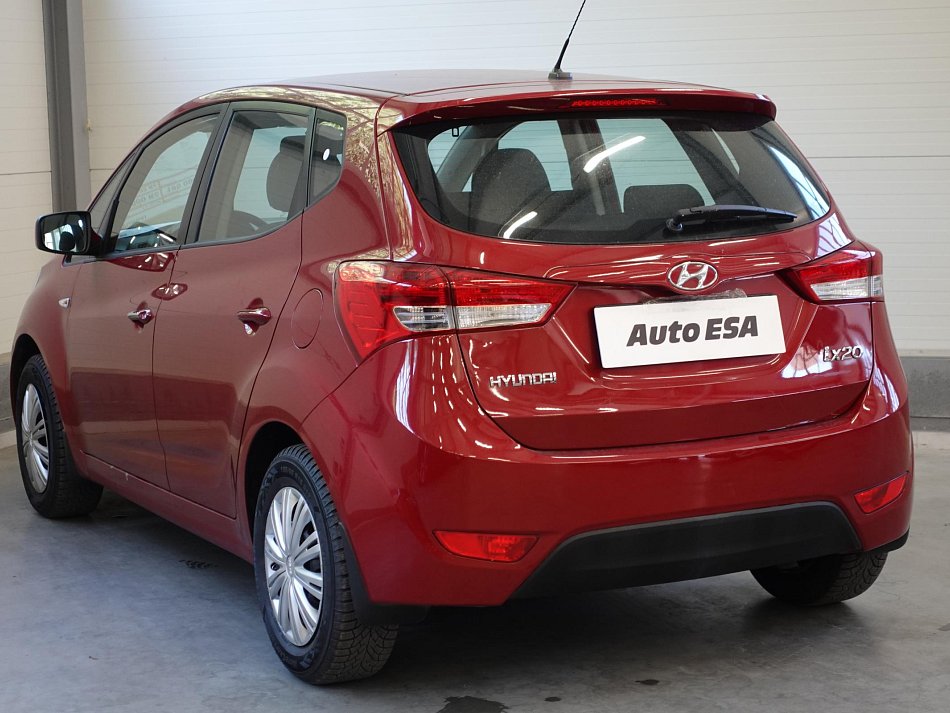 Hyundai Ix20 1.4 i 